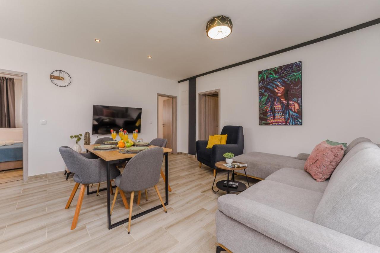 Apartmani Dmarie Привлака Экстерьер фото